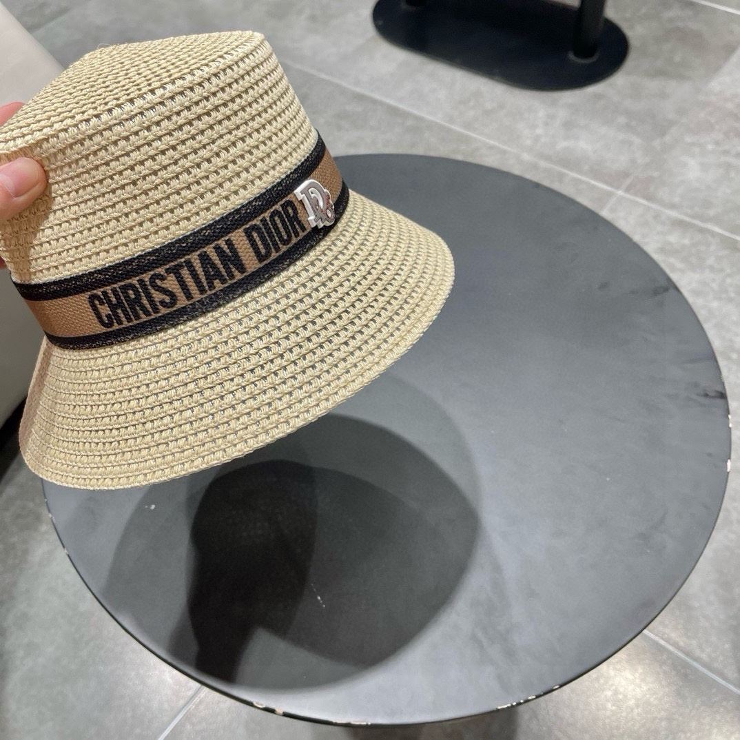 Christian Dior Caps